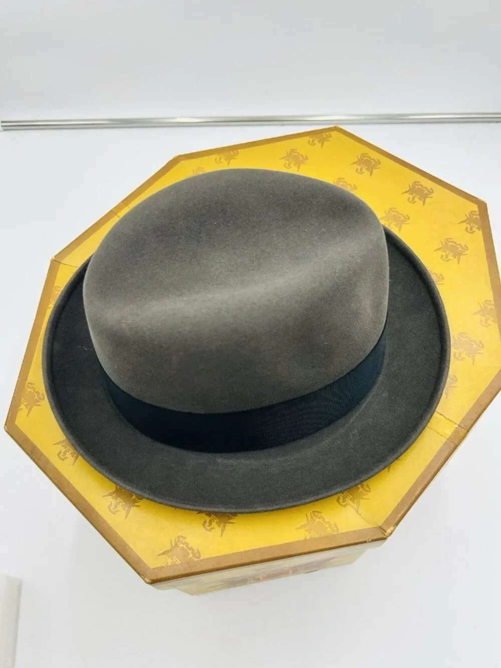Vintage KNOX New York Fedora Hat Grey Sz 7 1/4 Long Oval Fur Felt Superfine NEW